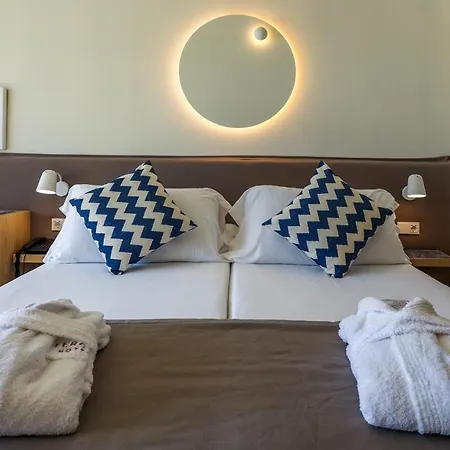 Fergus Style Tobago - Adults Only فندق